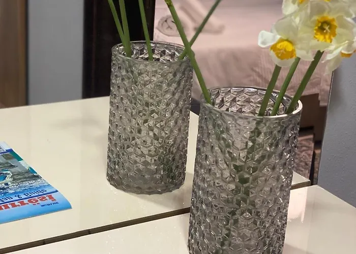 Joris Place With Balcony Apartamento Durrës