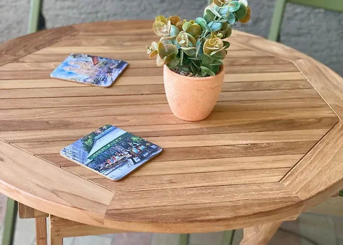 Joris Place With Balcony *